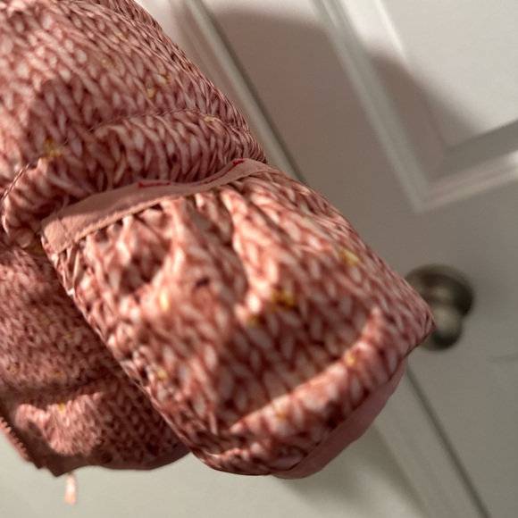 The North Face Pink Puffer Jacket for baby girl size 12m - Picture 4 of 4